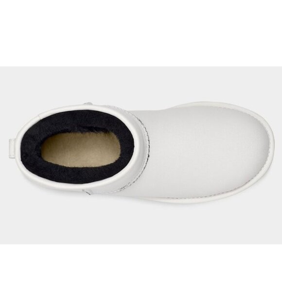 UGG Classic Mini Platform Matte Boot - Picture 5 of 11